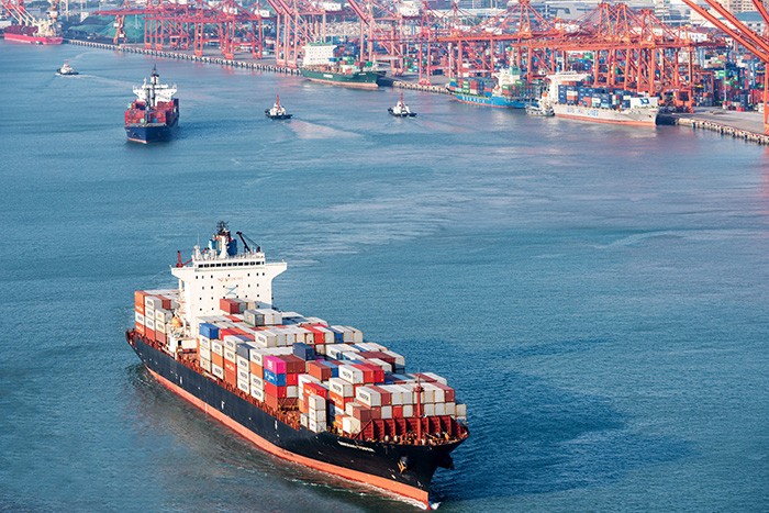 大家应该如何选择国际物流货运保险？